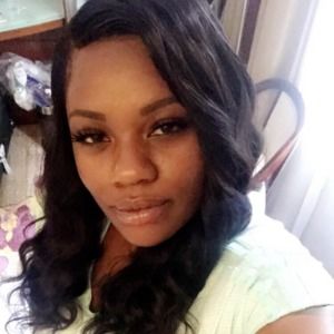 Meet your Posher, Alicia